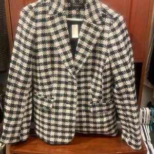 Women’s Talbots  size 6 houndstooth blazer NWT